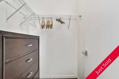 Lower Mount Royal Apartment for sale: 2 bedroom 769.70 sq.ft. (Listed 2024-04-03)