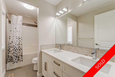 Mahogany Detached for sale: 3 bedroom 2,270.85 sq.ft. (Listed 2024-08-06)