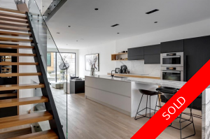 Killarney/Glengarry Semi Detached for sale:  4 bedroom 2,481.52 sq.ft. (Listed 2022-04-19)